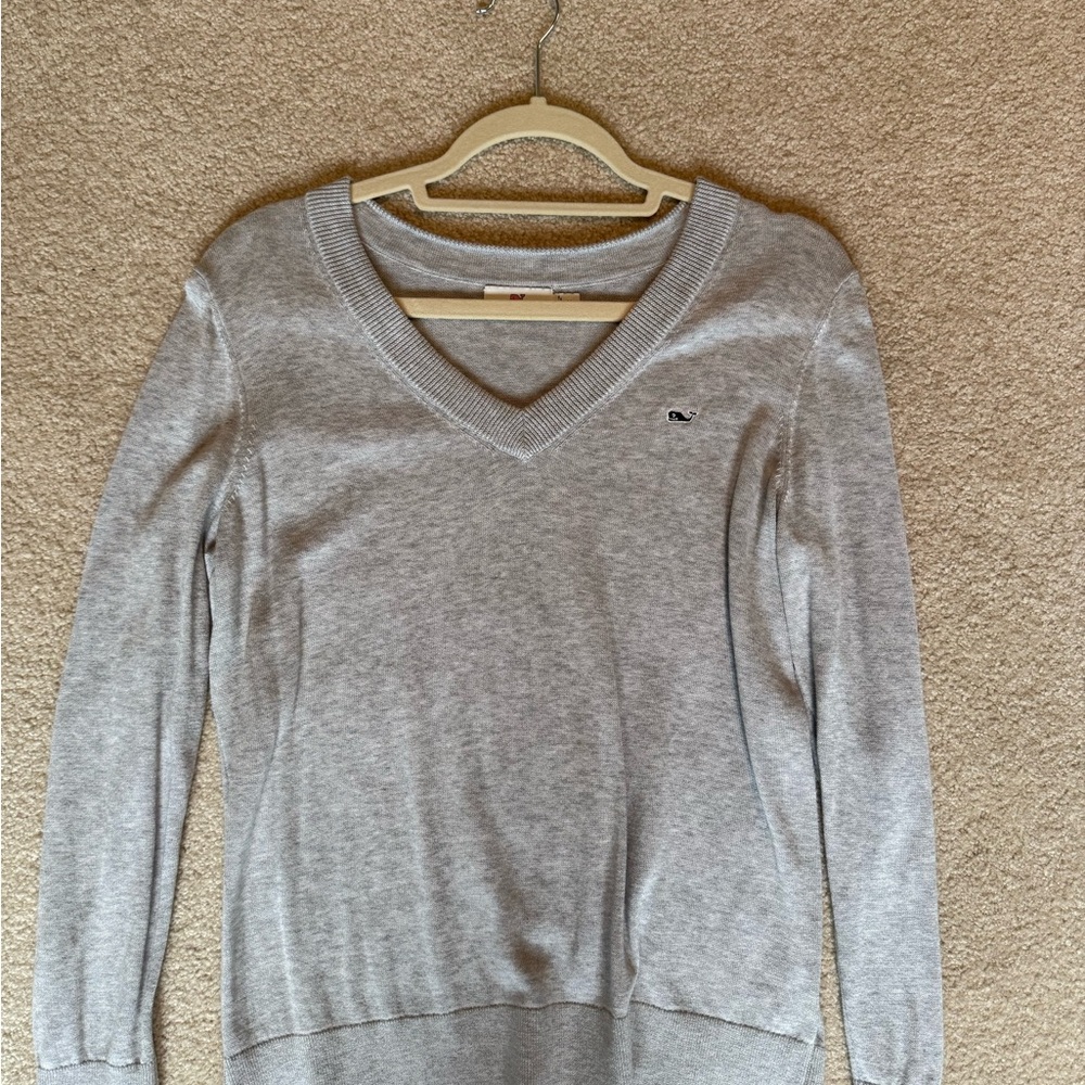 Vineyard Vines V-Neck Sweater EUC Size M